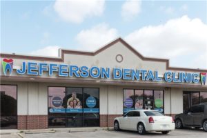 Emergency dentist near me open now, walk in dental clinic open Saturdays