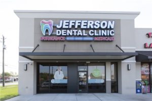 Emergency dentist near me open now, walk in dental clinic open Saturdays